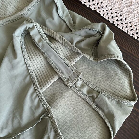 Victoria Secret Sport Olive Green Ribbed Racerback Snap Button Front Bodysuit - Picture 6 of 8